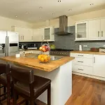 Villa Loppe - Mountain Four-bedroom Hidden Gem *