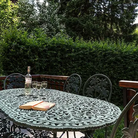 Вилла Loppe - Mountain Four-bedroom Hidden Gem Шамони